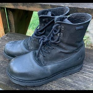 Royal Canadian steel toe boots